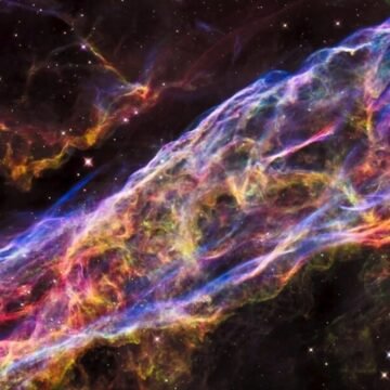 Astronomers Uncover Mysterious Interstellar Tunnels in Space