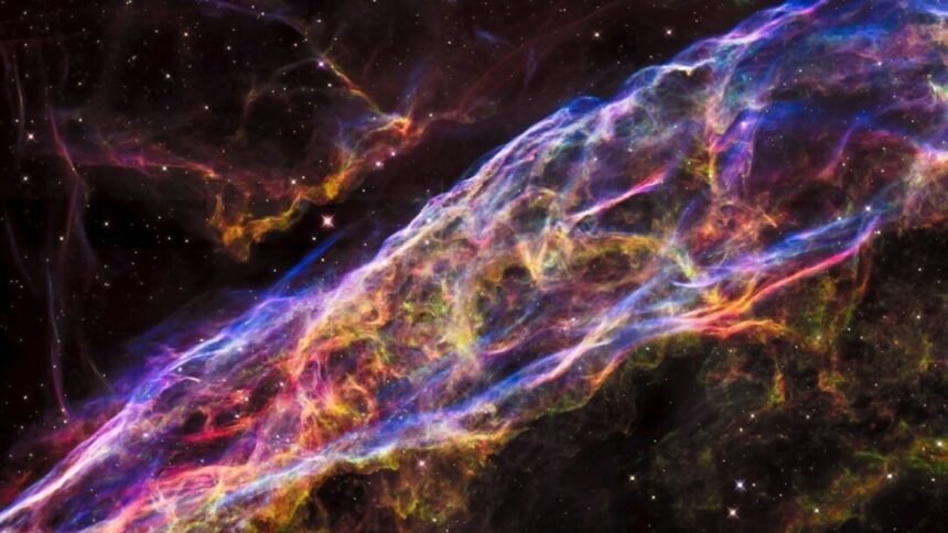 Astronomers Uncover Mysterious Interstellar Tunnels in Space