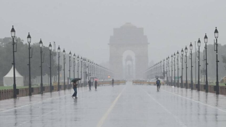 Delhi Experiences Coldest August Day in 34 Years