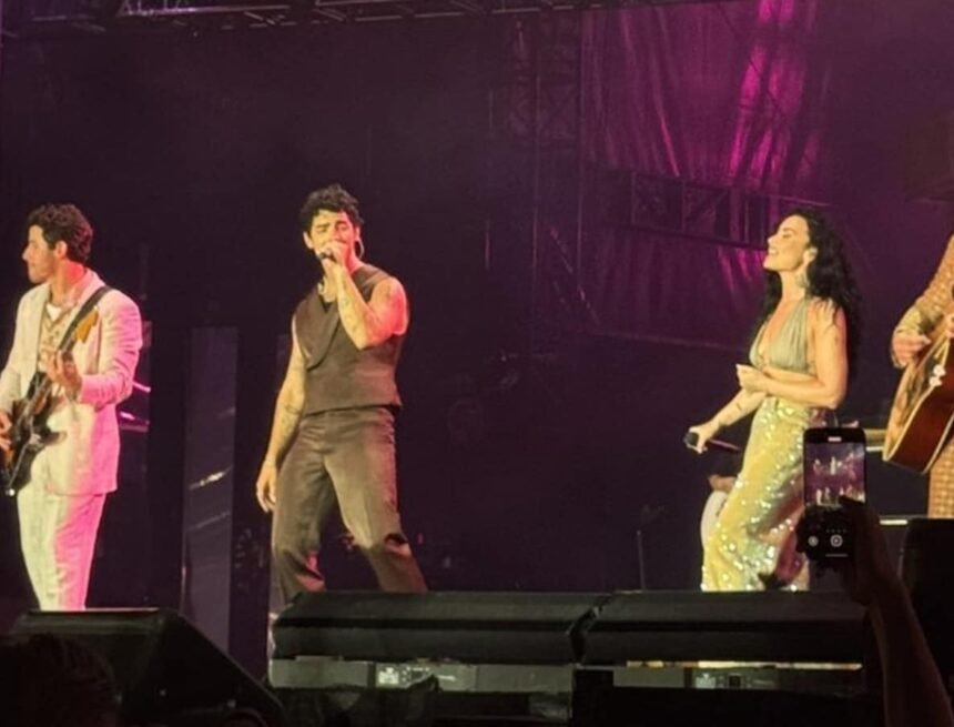 Demi Lovato Joins Jonas Brothers for Camp Rock Medley at Concert