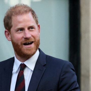 Prince Harry Advised to Set Aside Ego to Reconcile with Family