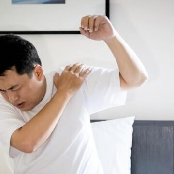 Understanding the Risk Factors for Frozen Shoulder